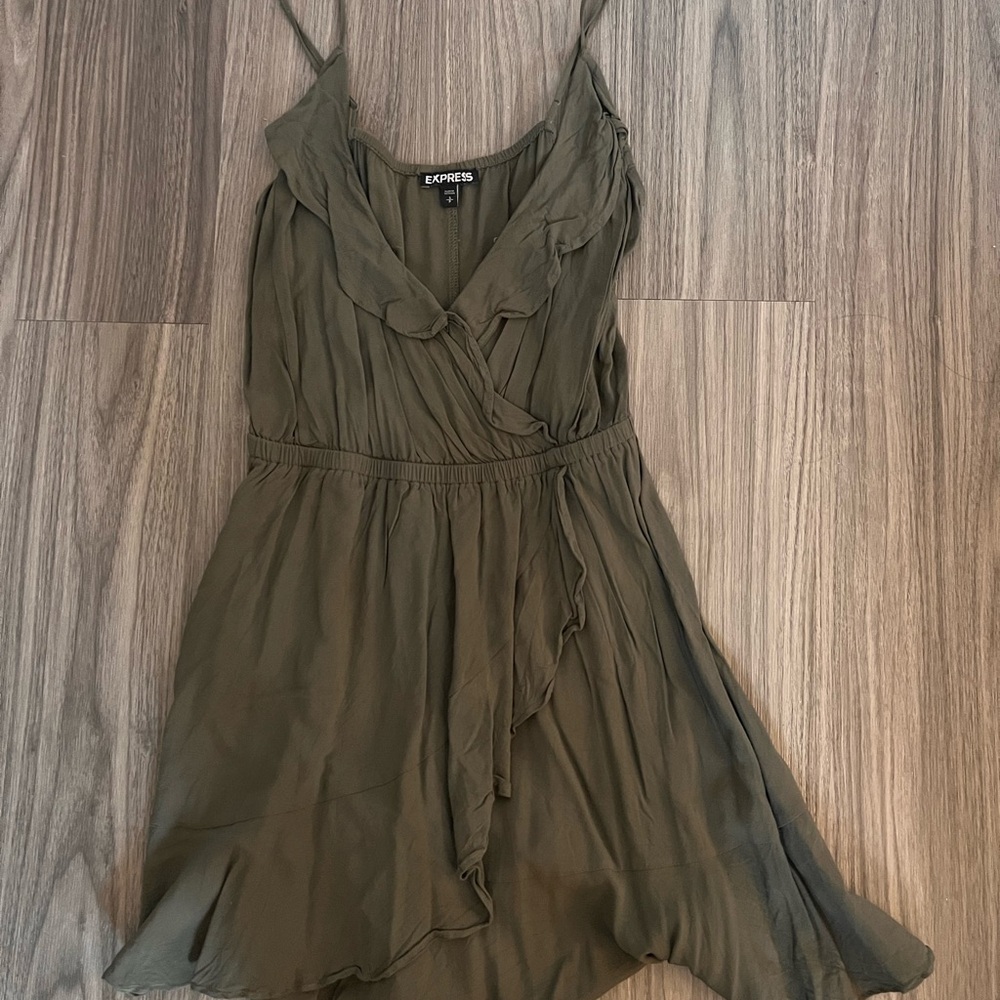 Express Green Ruffled Mini Sundress - Picture 3 of 5